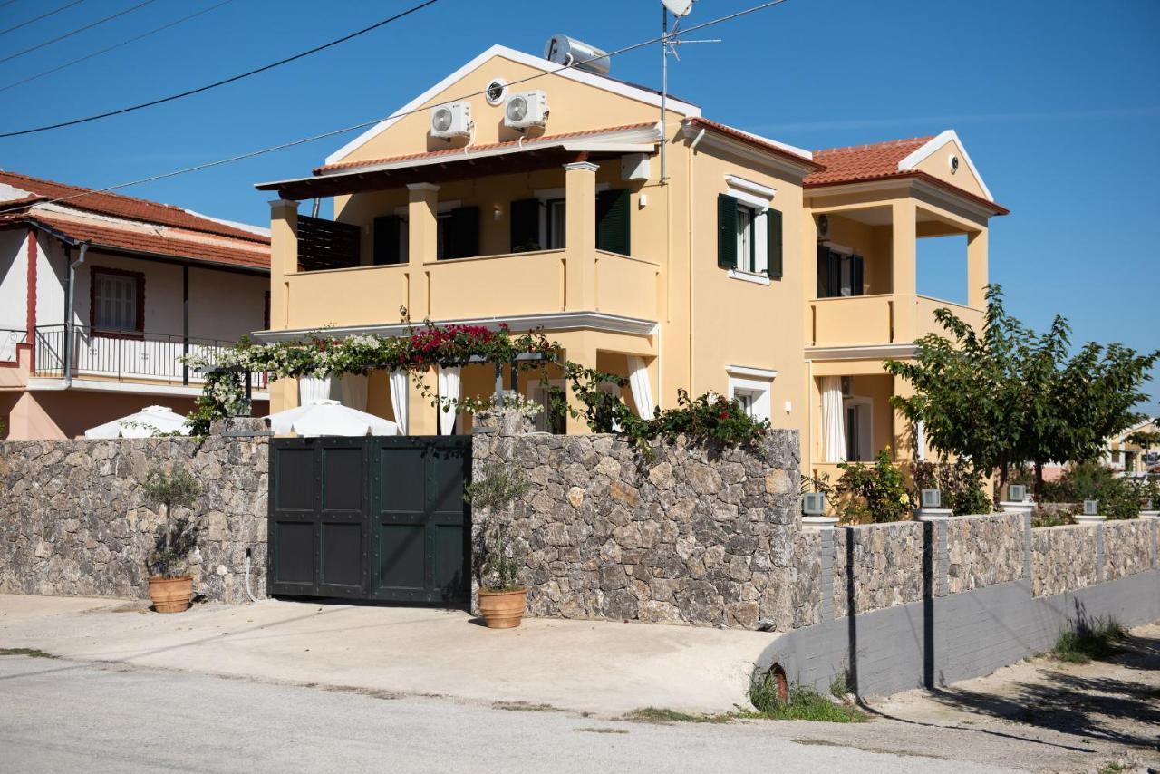 Casa Dell Amore Petrití 外观 照片